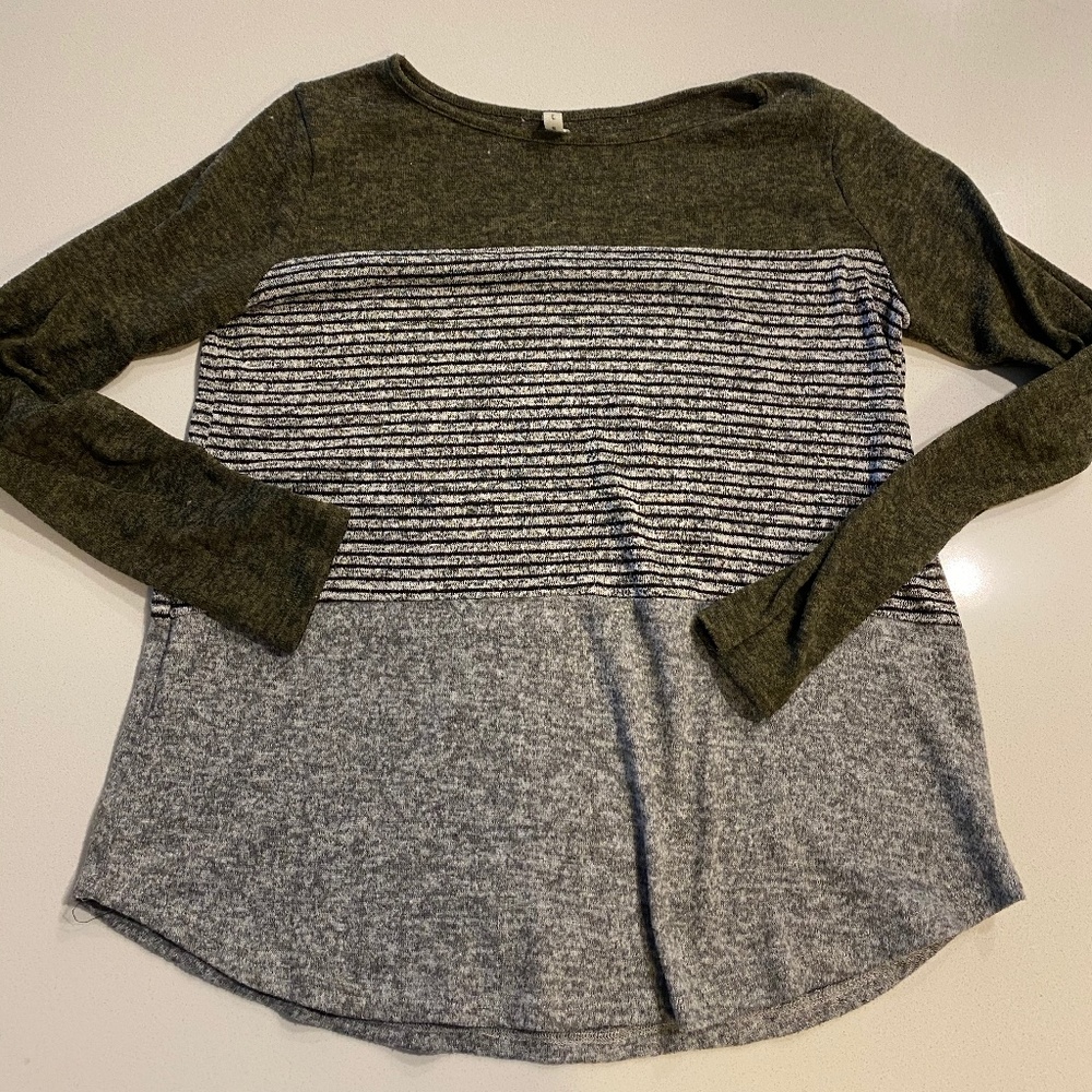 mts Striped/Color-block Sweater